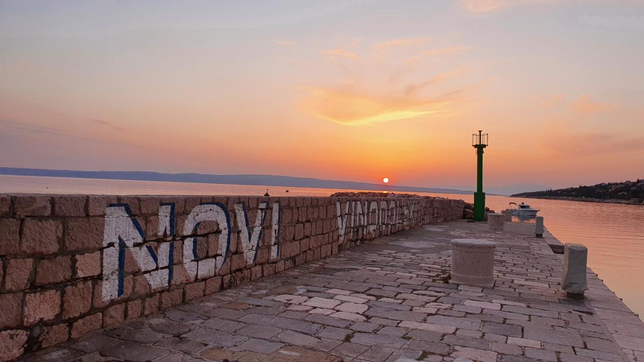 Sea Side 4* Apartma Novi Vinodolski